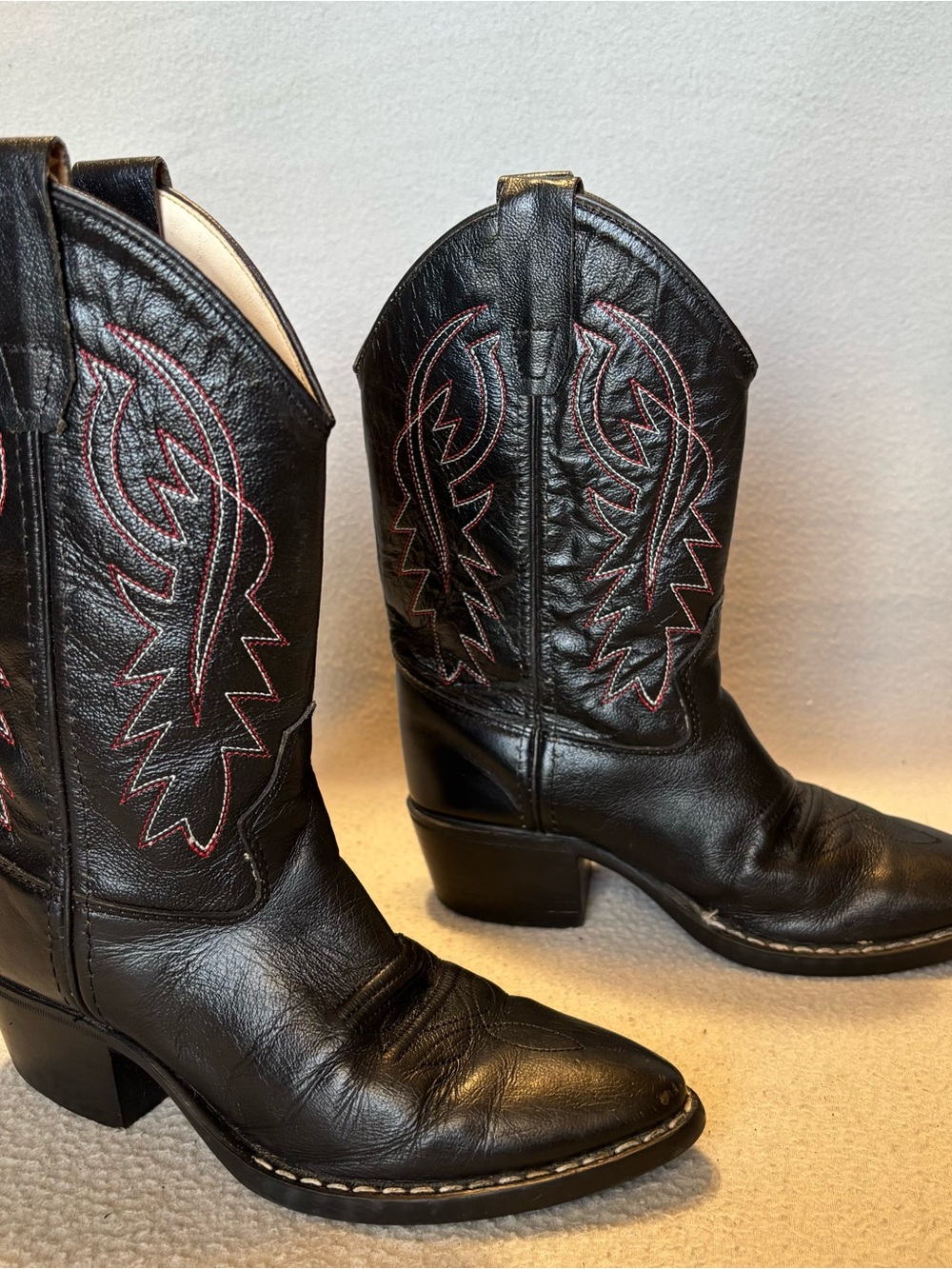 Old West 8110 Boys sz 13.5 Black Western Leather Cowboy Boots with Red Stitching